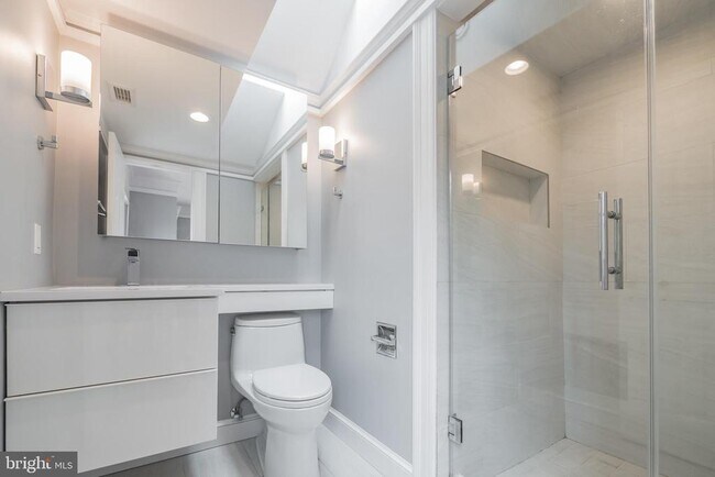 Building Photo - 1351 Wisconsin Ave NW