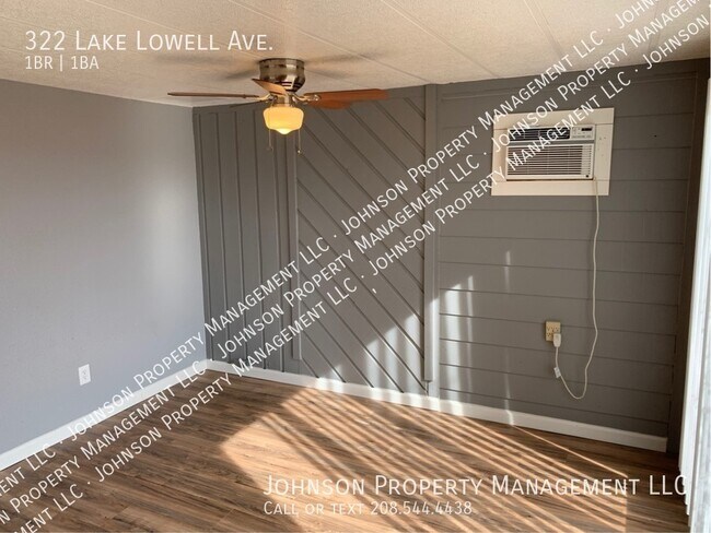 Building Photo - 322 Lake Lowell Ave