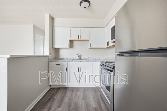 Building Photo - 2916 Pleasant Ave