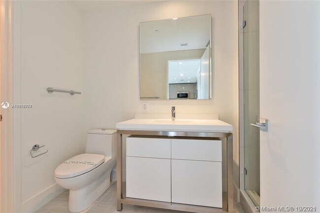 Building Photo - 2000 Metropica Way