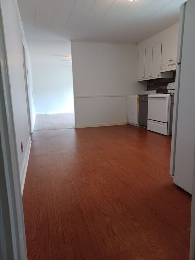 Building Photo - AVAILABLE 2BD/1BA Duplex in Granite Falls