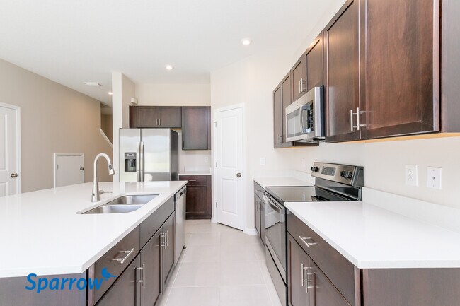 Building Photo - 6316 Willowside Street