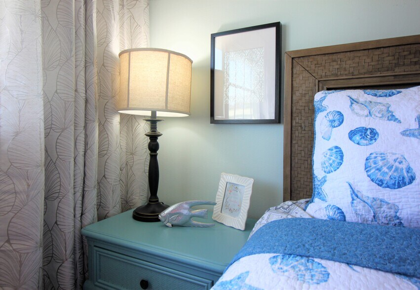 Main Master King Bedroom - 1433 S Belcher Rd
