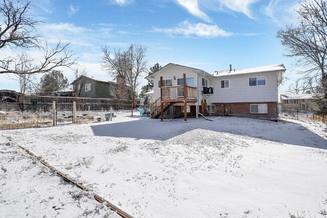 Building Photo - 512 Squire St