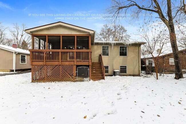 Building Photo - 42 Holly Dr