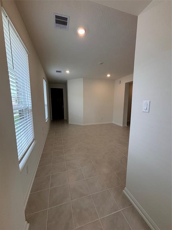 Building Photo - 15703 Lemmonwood Hls Ln