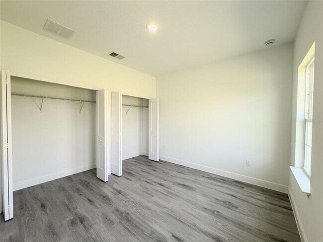 Building Photo - 4240 SW 169th Ln Rd