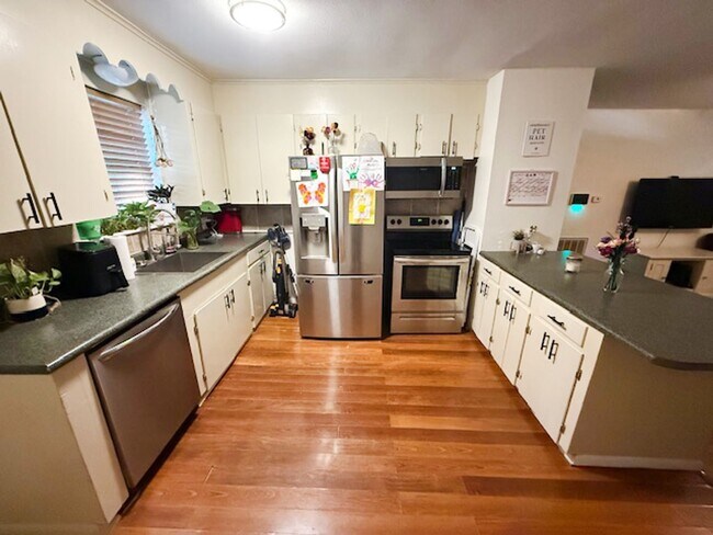 Building Photo - Home for Rent in Little Rock!