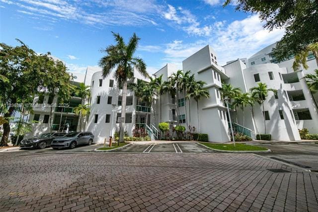 Building Photo - 360 CONDO