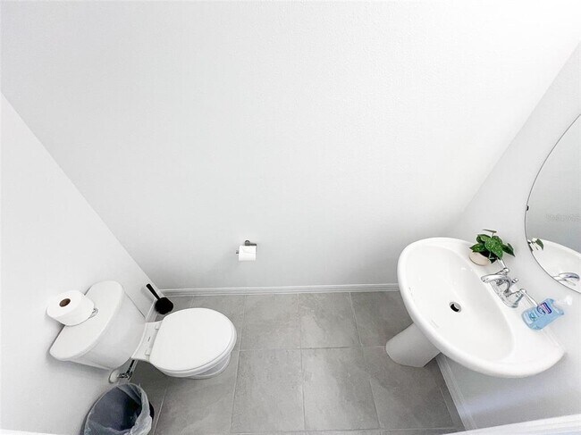 Building Photo - 868 Longboat Dr