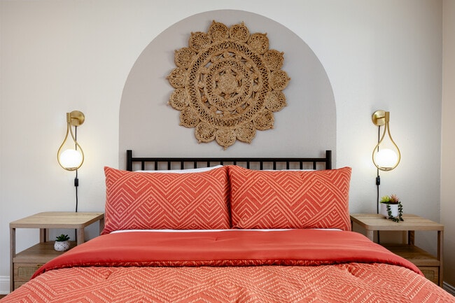 Building Photo - 20231 Linden Tree Dr