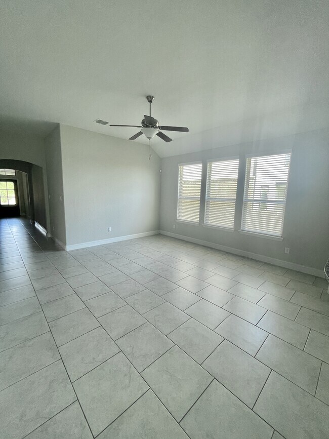 Building Photo - 11710 Briceway Land