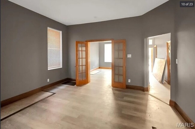 Building Photo - 2648 California Ave