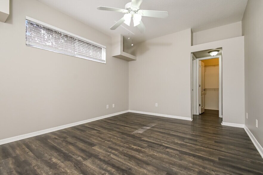 Building Photo - 6154 Kiteridge Dr