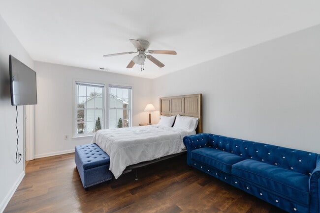 Building Photo - *Fully Furnished Option Available***Nestled in a highly desirable and safe neighborhood