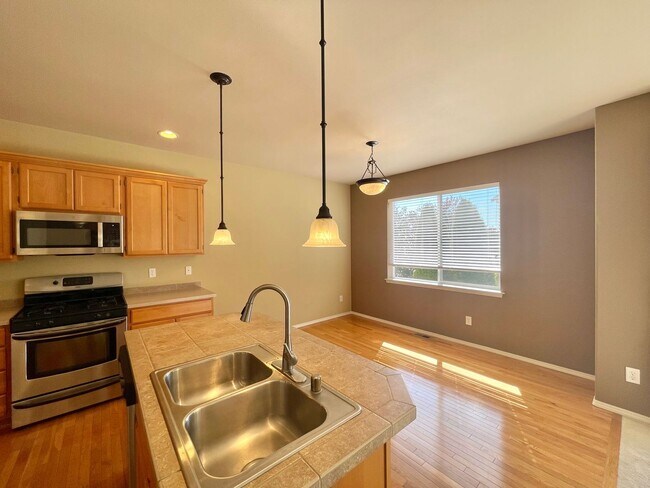 Building Photo - Great Home For Rent