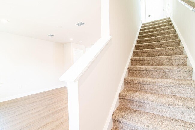 Building Photo - 2812 Rowyn St