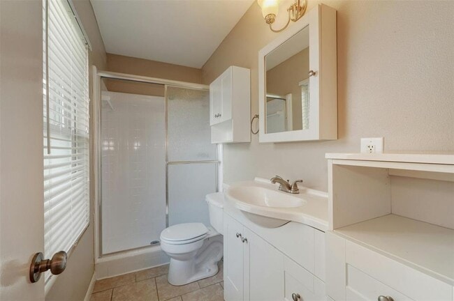 Building Photo - 8301 Franwood Ln