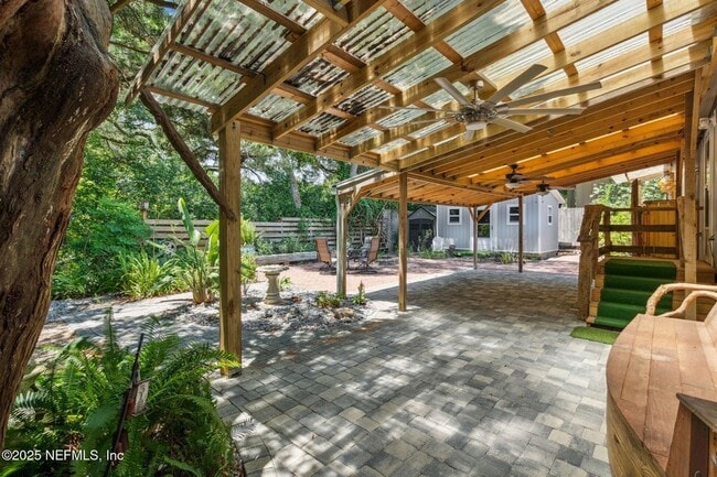 Building Photo - 412 Escambia St