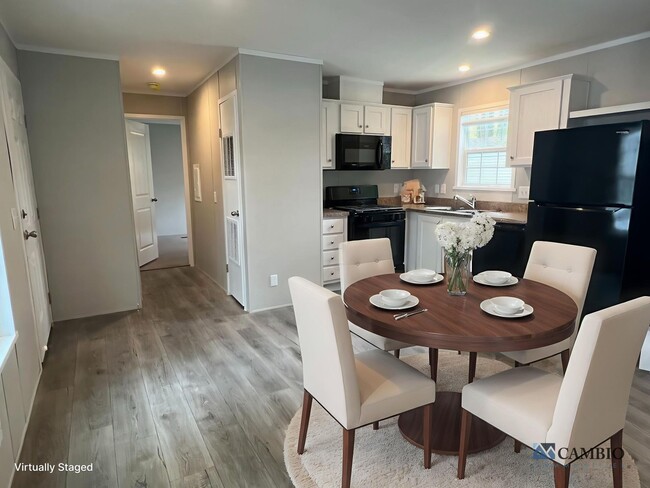 Primary Photo - 2407 8 Mile Rd