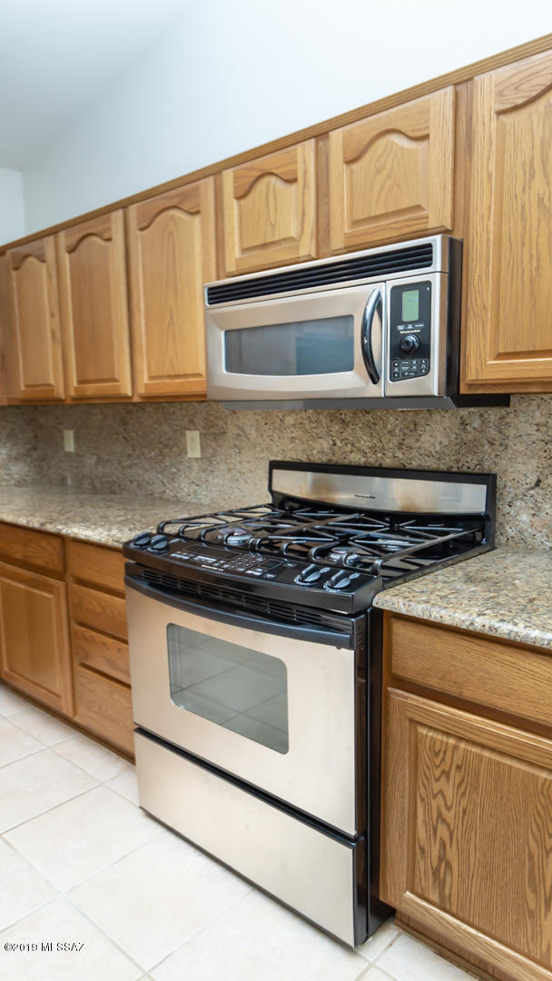 Building Photo - 38006 S Desert Highland Dr