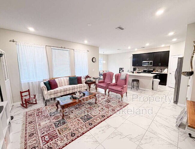 Building Photo - 2573 Village Lakes Blvd