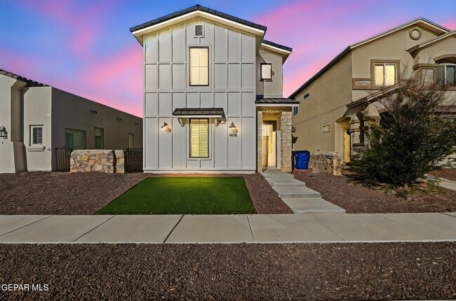 Building Photo - 4512 Mark Avizo