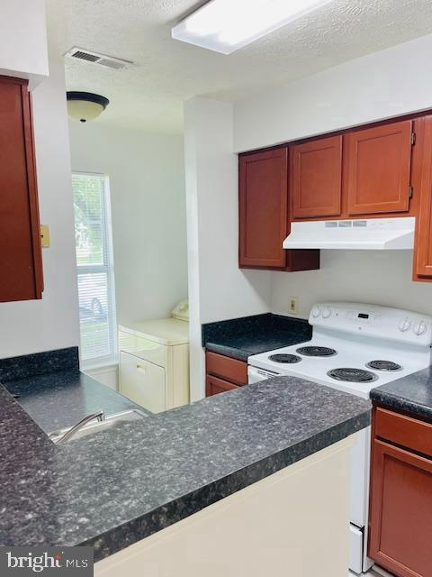 Building Photo - 5105 Mallards Landing Dr