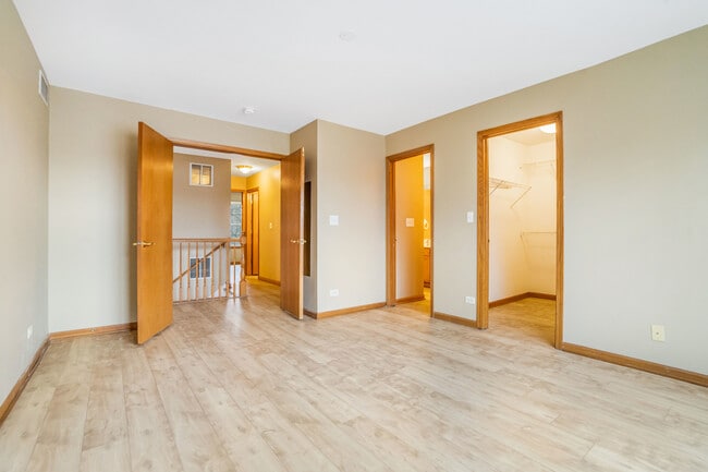 Building Photo - 2760 Packford Ln