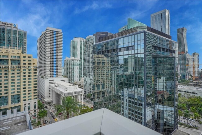 Building Photo - 1080 Brickell Ave