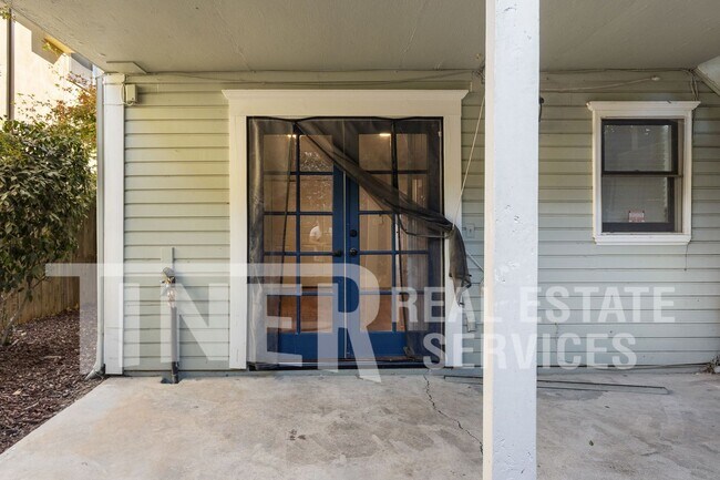 Building Photo - 2607 O St