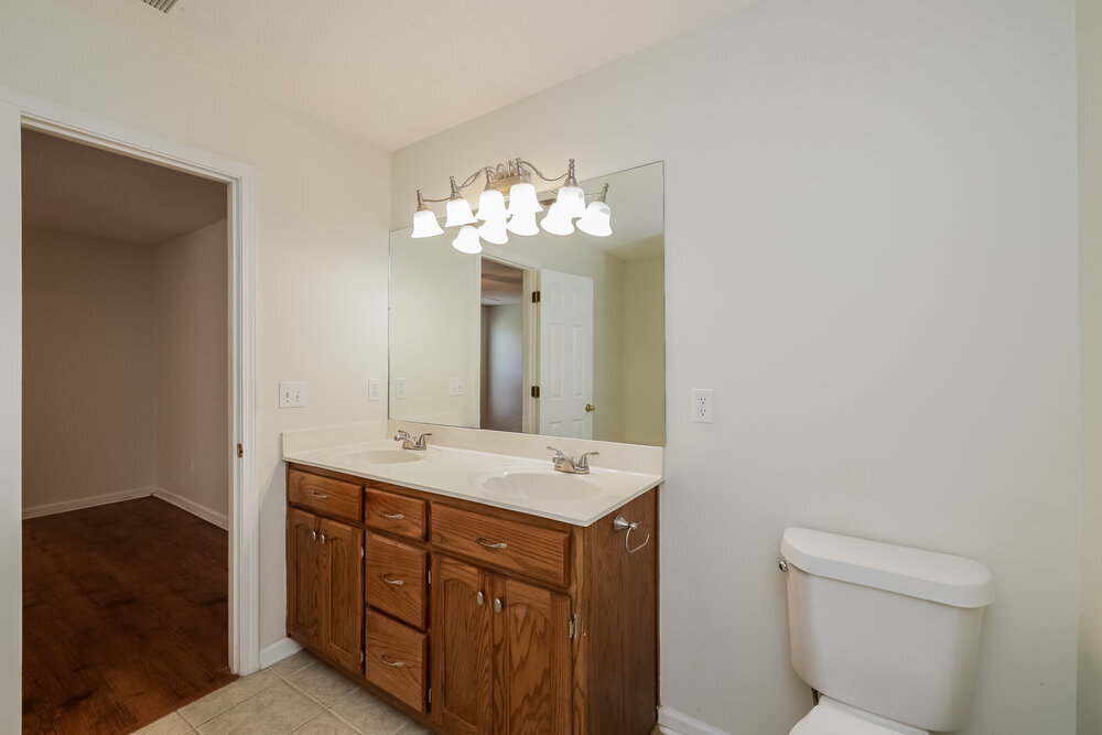 Building Photo - 1614 Central Trails Dr