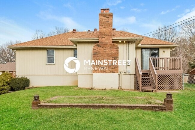 Building Photo - 3 Bedroom Pet-Friendly Home in Independence, MO with Main Street Renewal