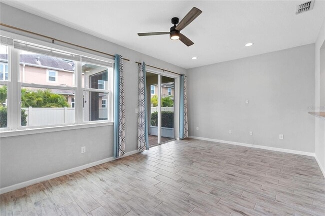 Building Photo - 5007 Sunnyside Ln