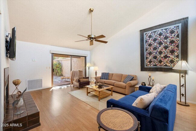 Building Photo - 37300 N Tom Darlington Dr