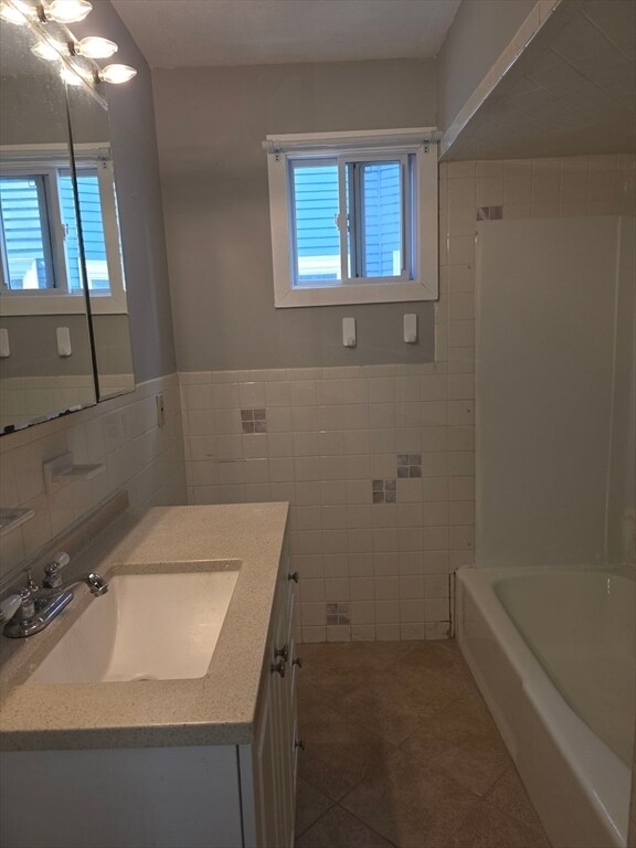 Building Photo - 119 Webster St