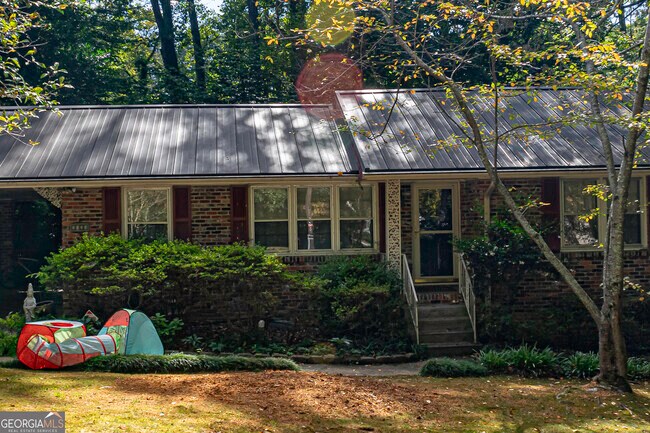 Primary Photo - 2535 Melinda Dr NE