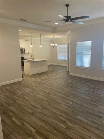 Building Photo - 7002 Phoenix Dr