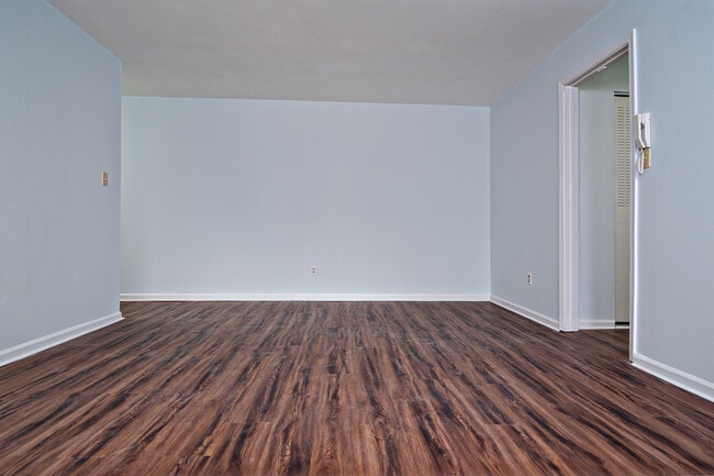 Building Photo - 56 Par Haven Dr