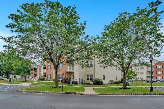 Building Photo - 524 Coppola Dr