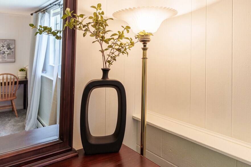 Building Photo - 26 Finley St