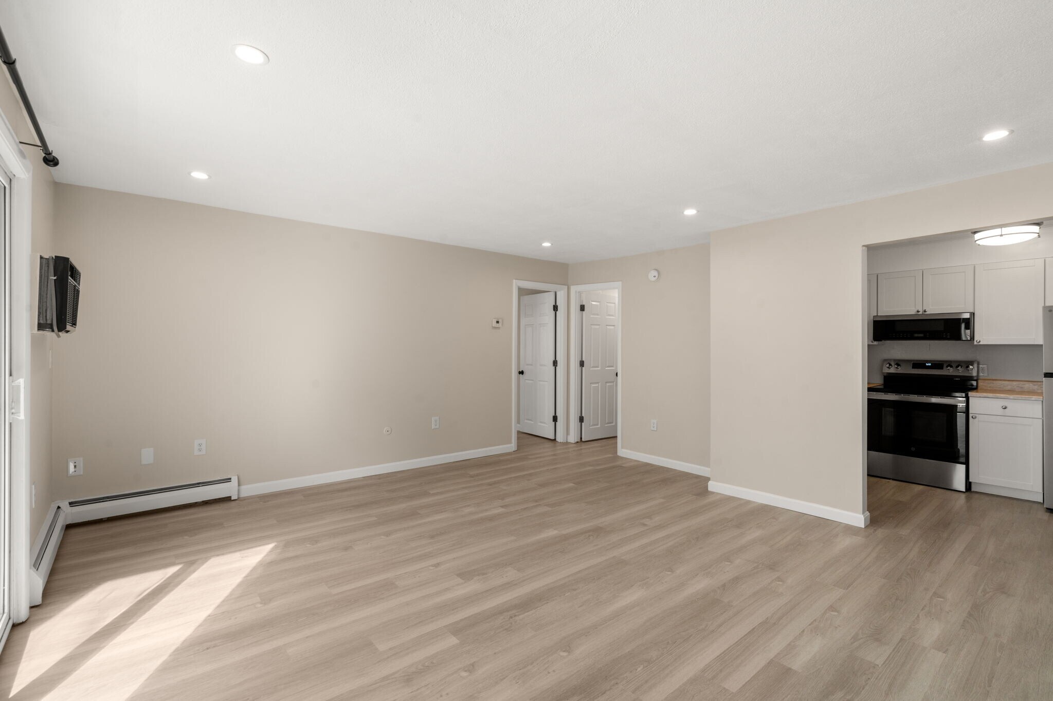 Building Photo - 1801 Ocean St