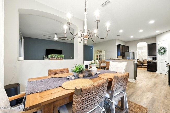 Building Photo - 3078 Vista Wood Dr