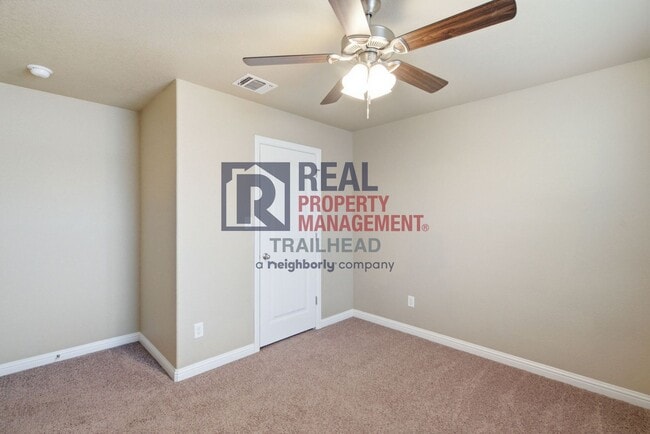 Building Photo - 901 Dart Ct