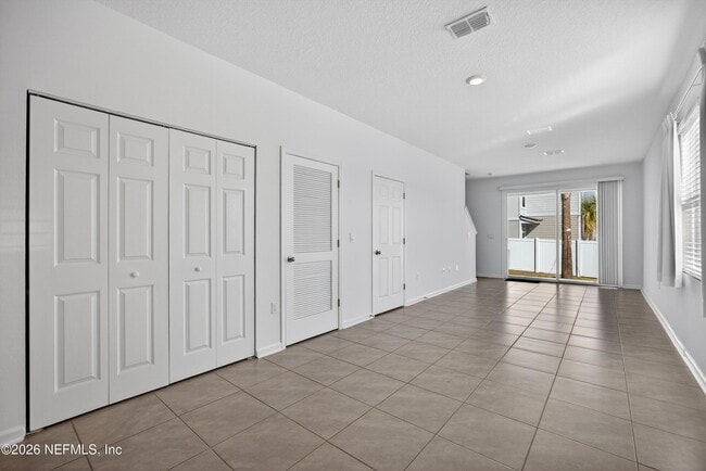 Building Photo - 125 Elmhurst Ln