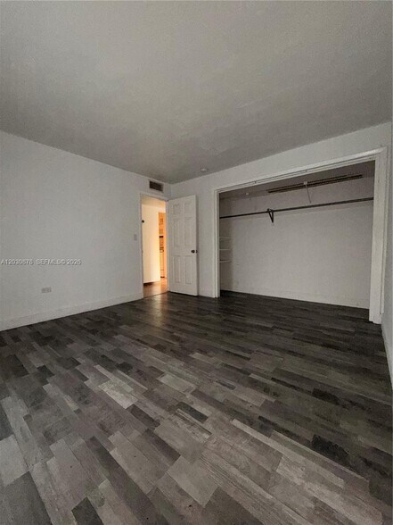 Building Photo - 7250 SW 94th Pl