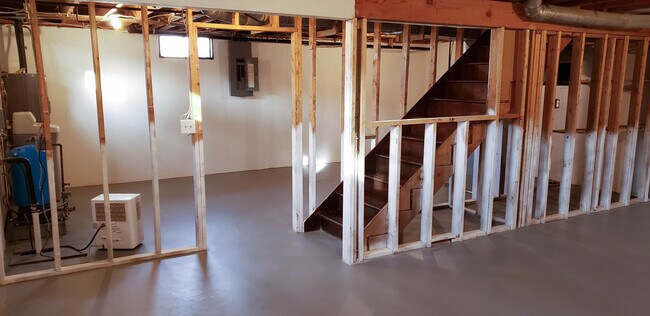 Building Photo - 8301 Reservoir Rd