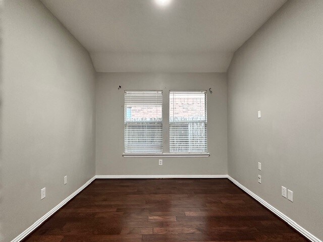 Building Photo - 18507 S Raven Shore Dr