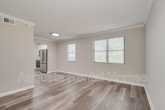 Building Photo - 1406 Johns Rd