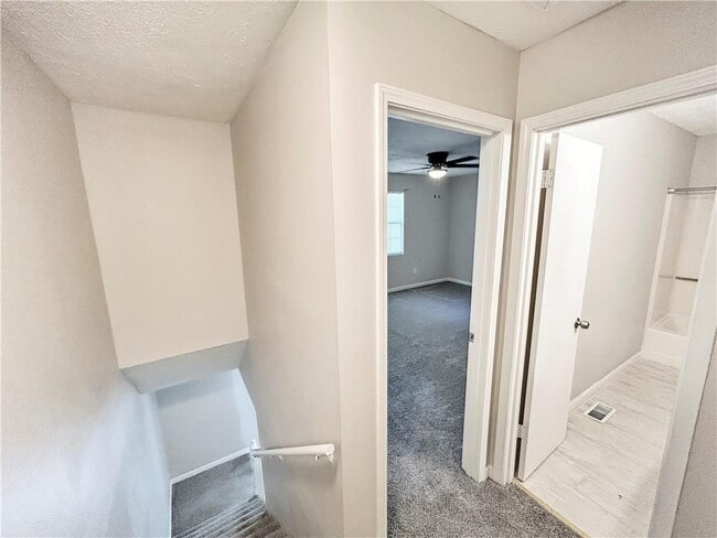 Building Photo - 2251 Salt Springs Pl